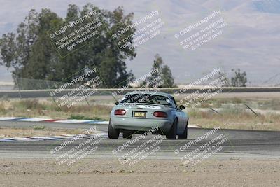 media/Jun-02-2024-CalClub SCCA (Sun) [[05fc656a50]]/Group 3/Qualifying/